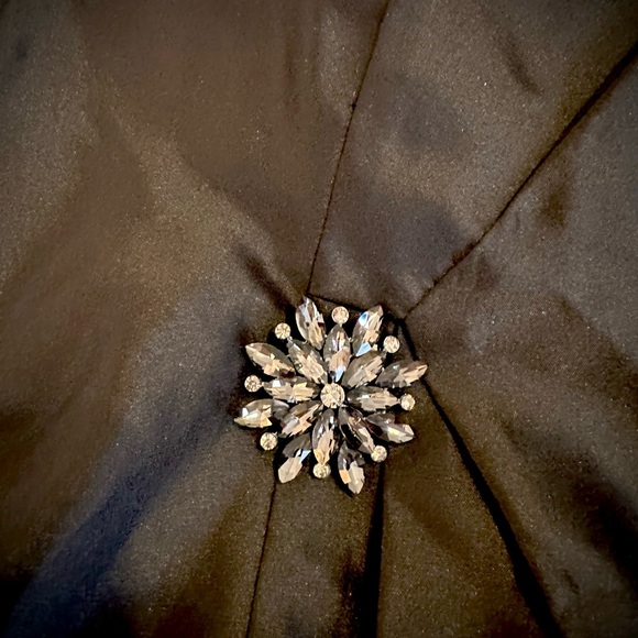 White House Black Market Classic Black Apparel - Picture 7 of 7